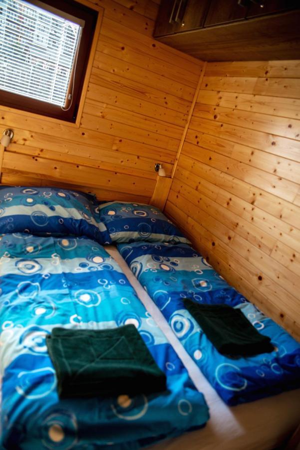 Hotel Houseboat Bonanza Praha Exteriér fotografie