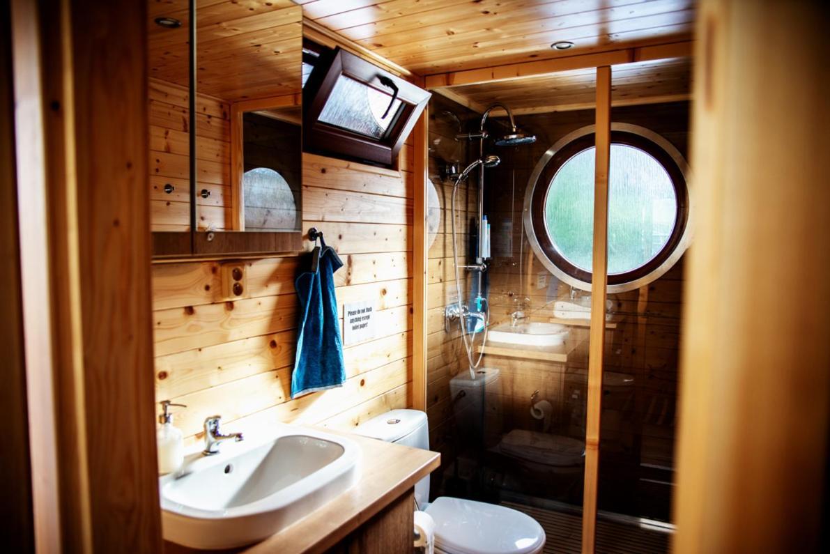 Hotel Houseboat Bonanza Praha Exteriér fotografie