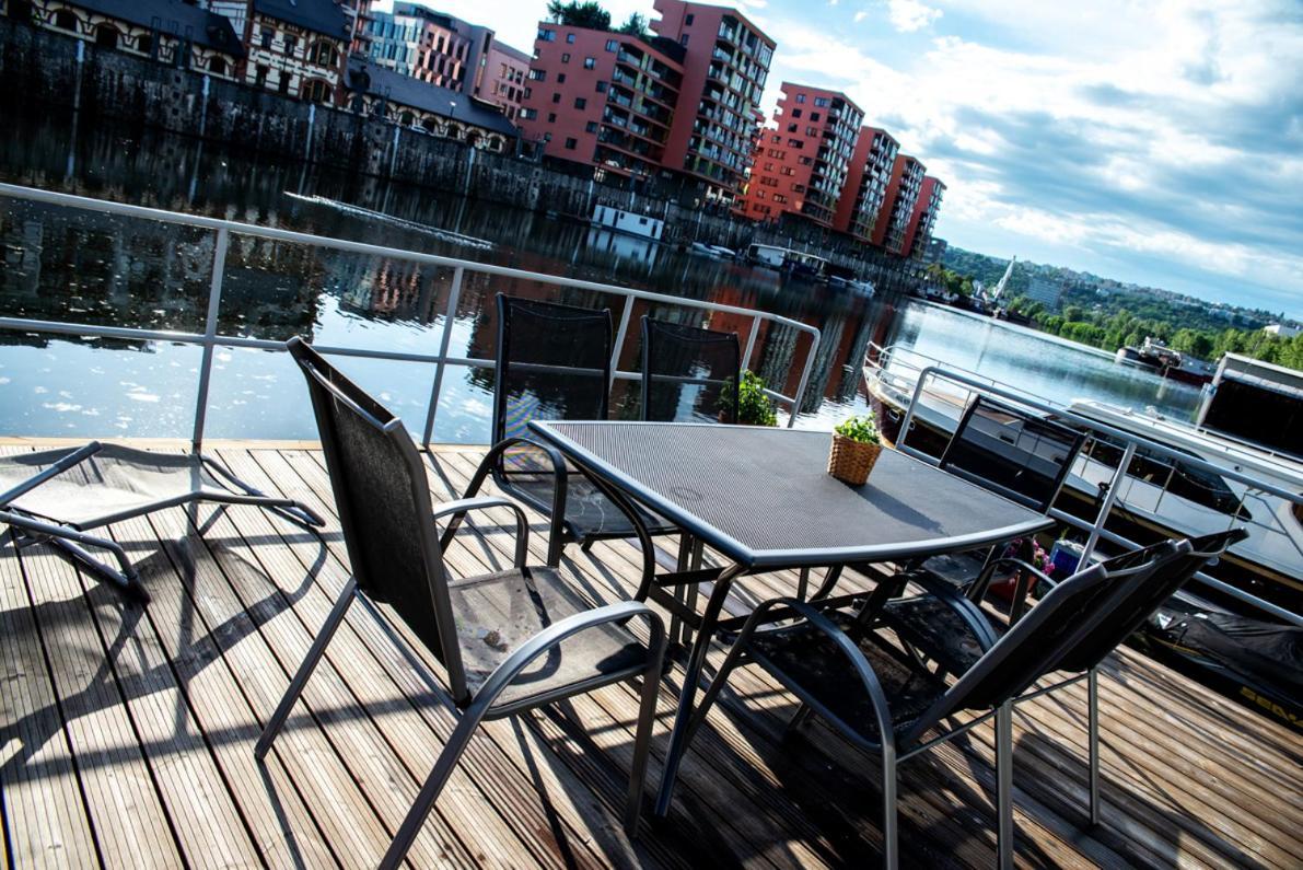 Hotel Houseboat Bonanza Praha Exteriér fotografie